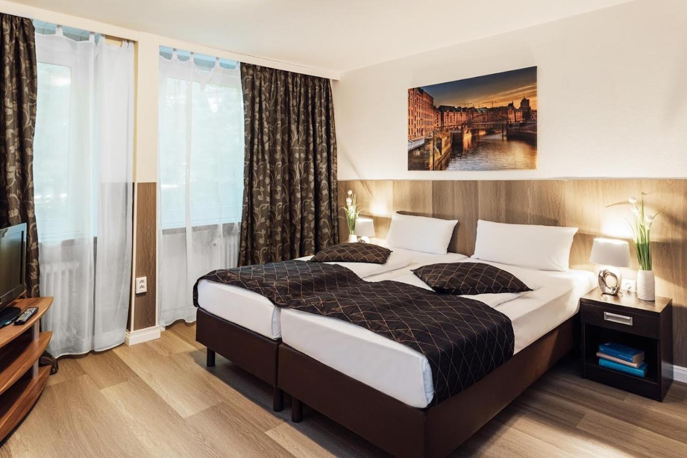 Hotel Hanseat Hamburg-Harburg Exteriör bild