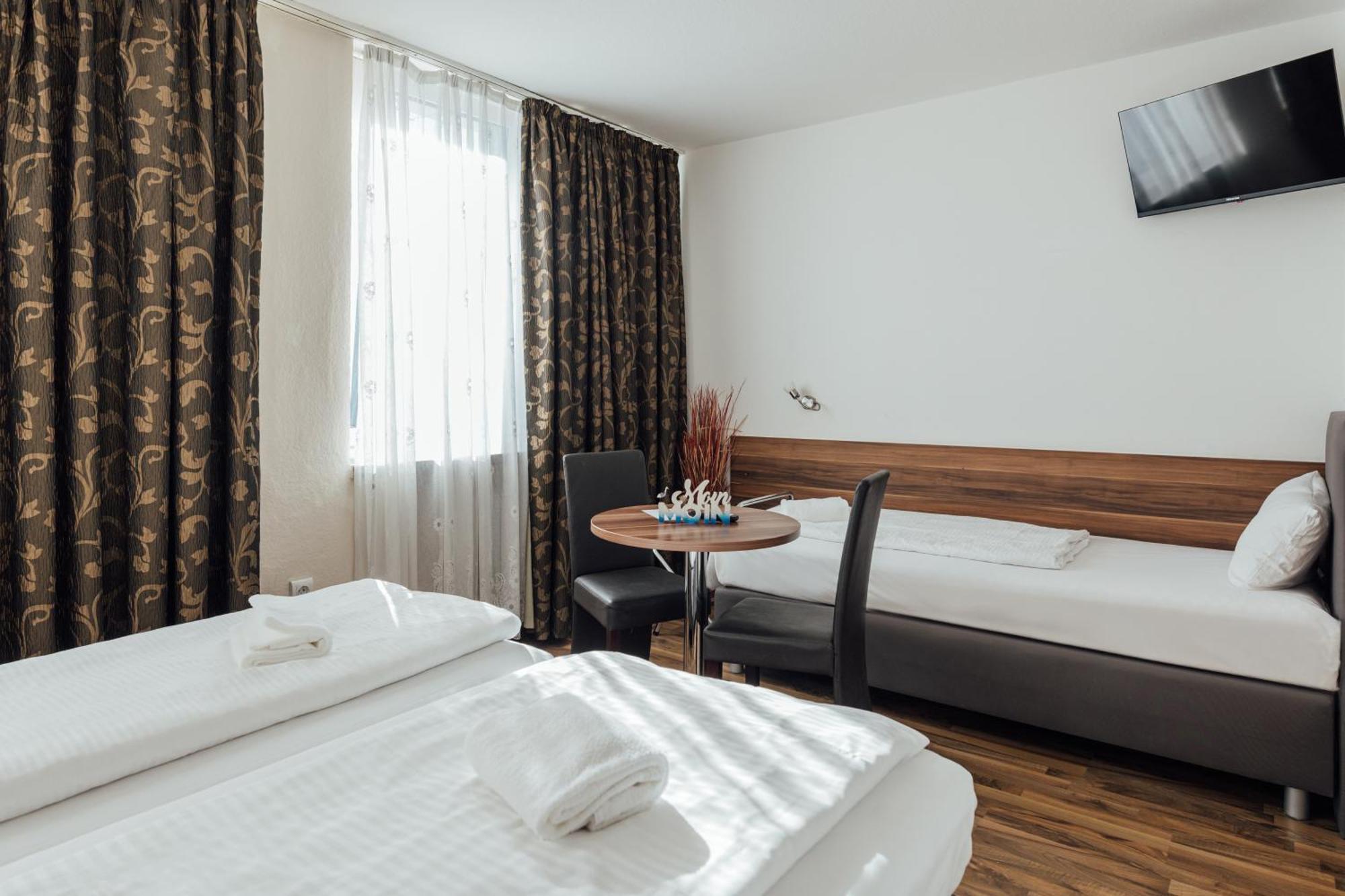 Hotel Hanseat Hamburg-Harburg Exteriör bild