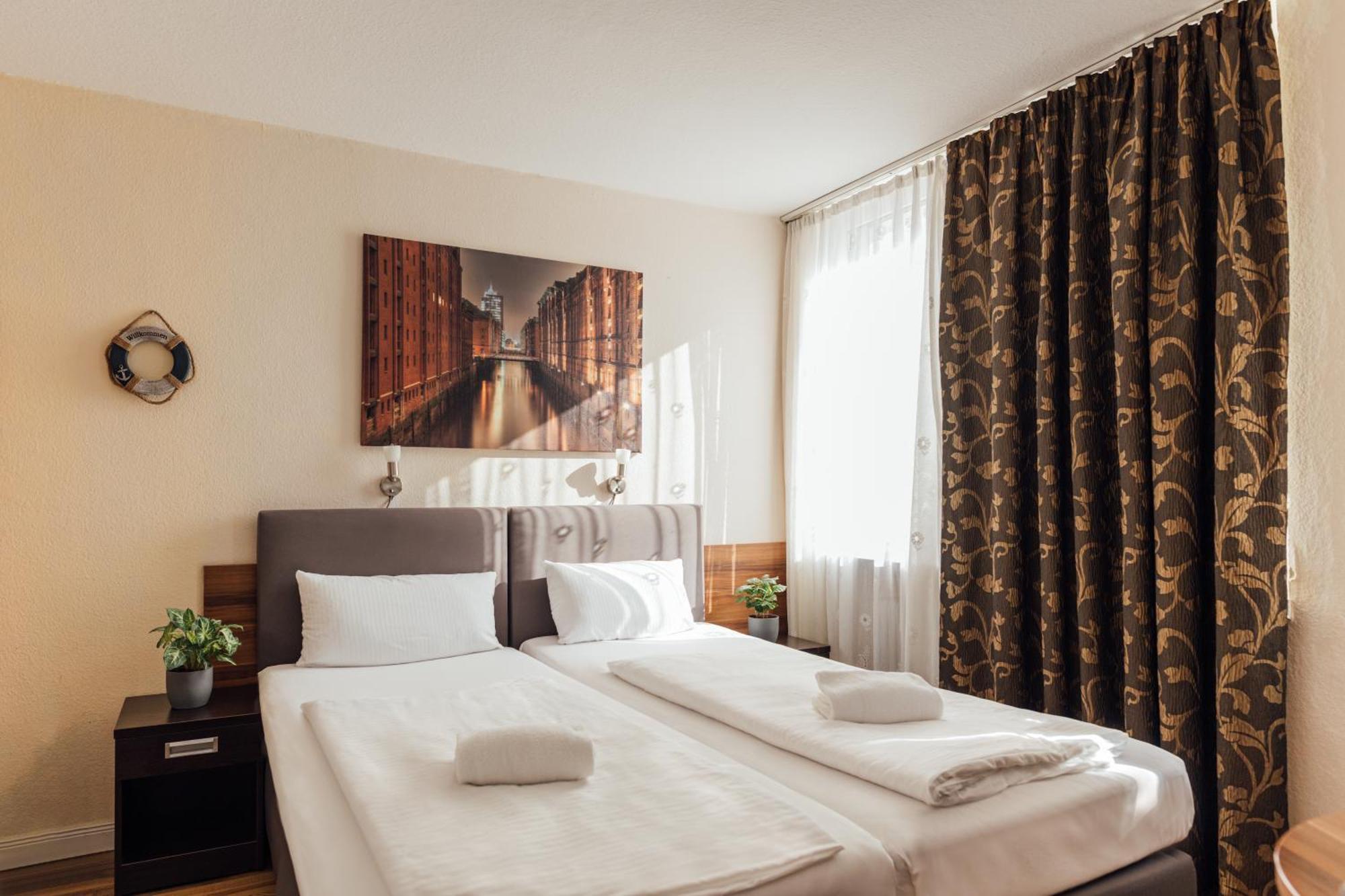 Hotel Hanseat Hamburg-Harburg Exteriör bild